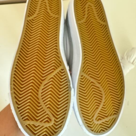 Nike SB Blazer Mid Wolf Grey Men 6 Women 7 - Picture 9 of 11